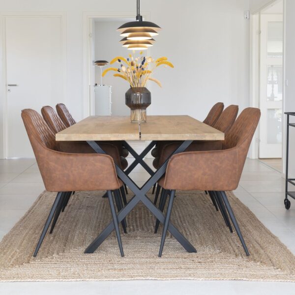 Ensemble table repas 200 cm naturel et 6 fauteuils en PU marron - NYLA
