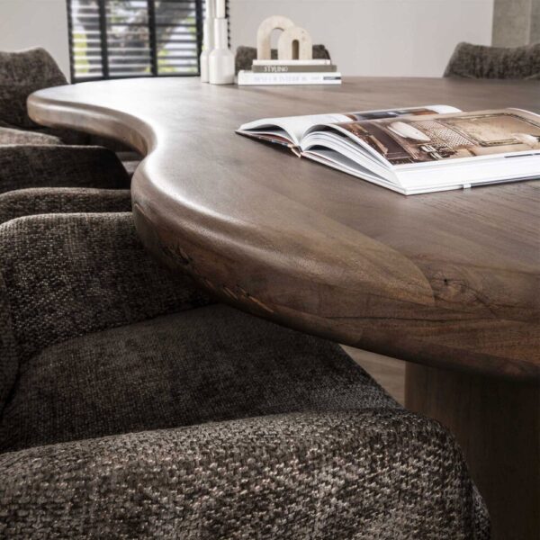 Table 244x165 cm en acacia brun + 8 fauteuils en tissu texturé taupe – Image 6